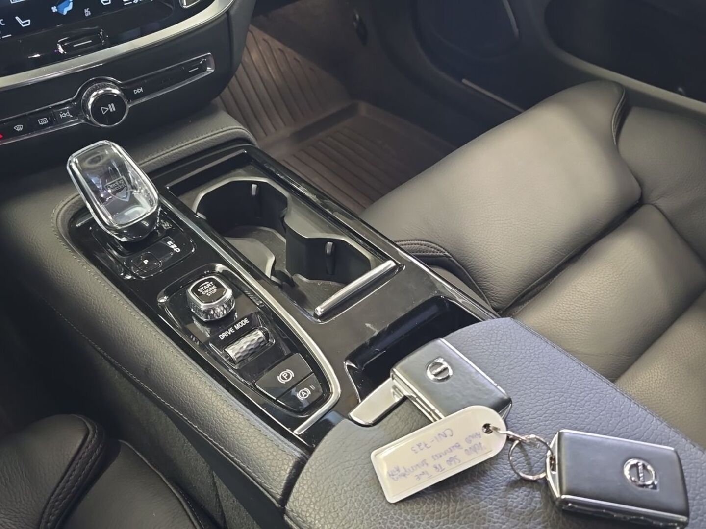 VOLVO S60 22