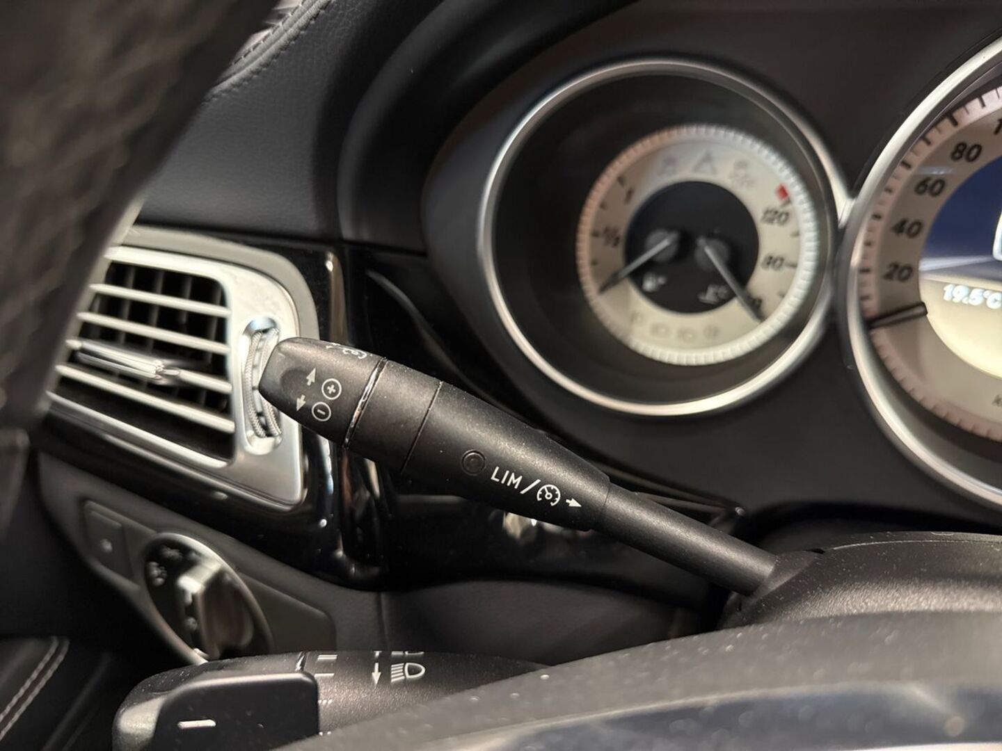 MERCEDES-BENZ CLS 2011