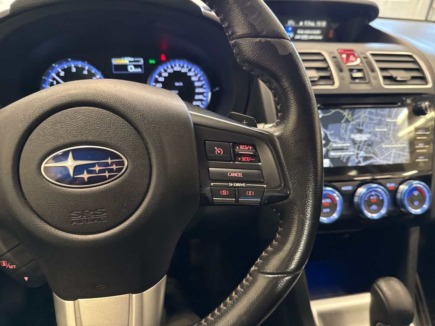 SUBARU Levorg 22
