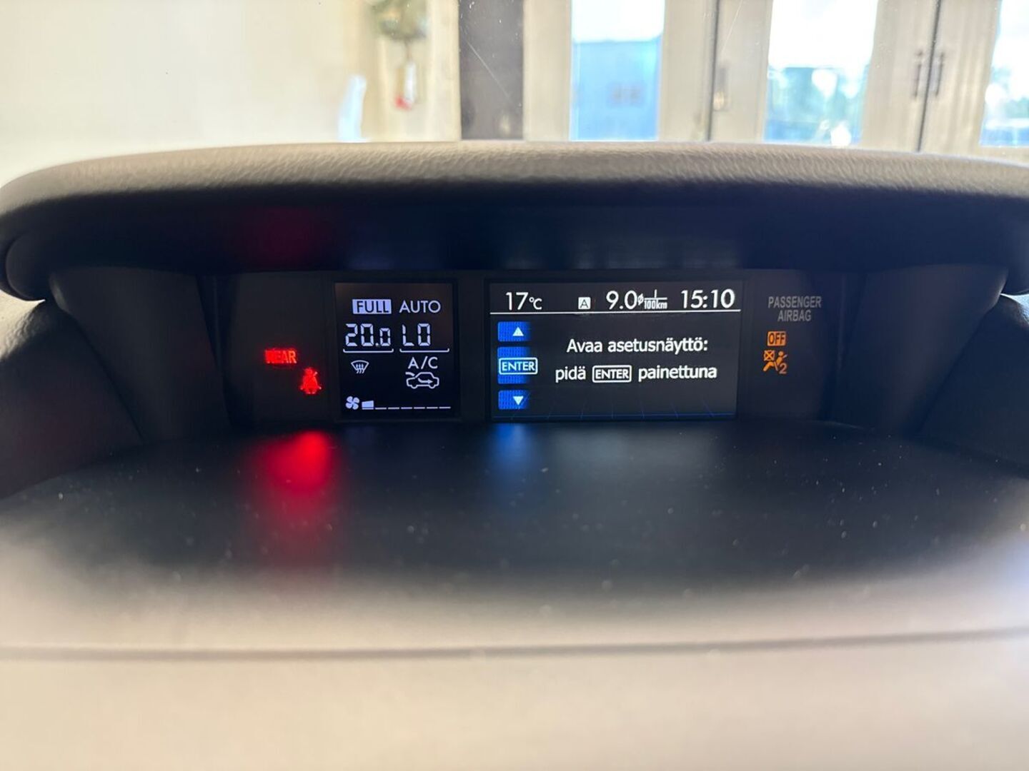 SUBARU Levorg 23