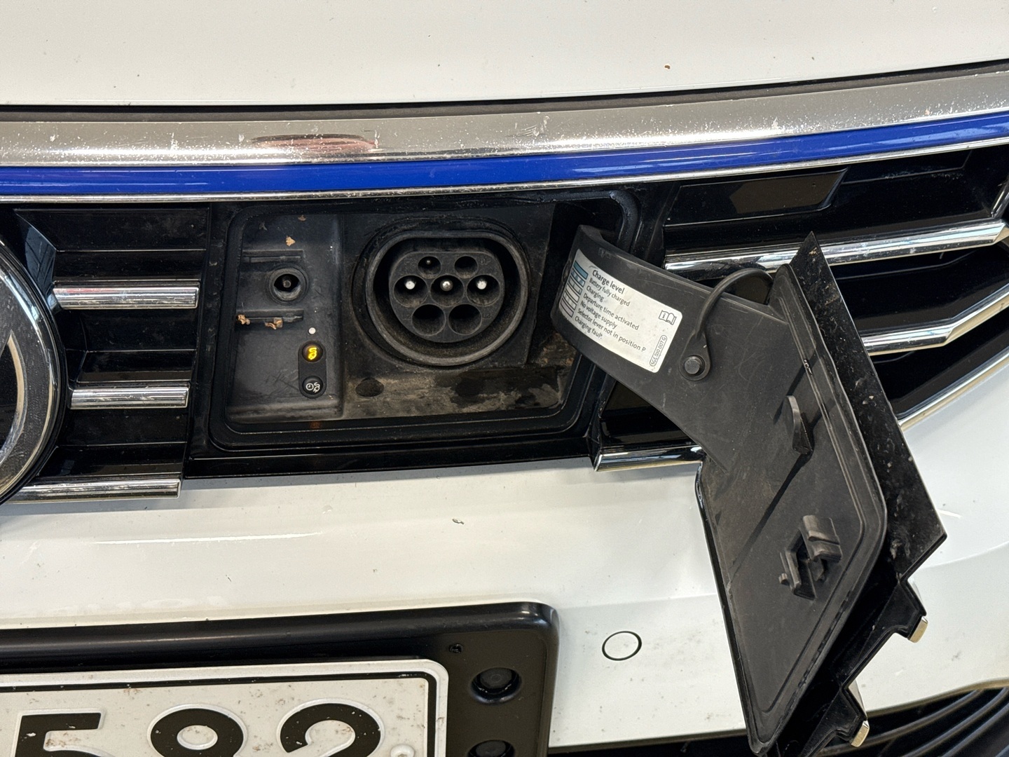 VOLKSWAGEN Passat 2016