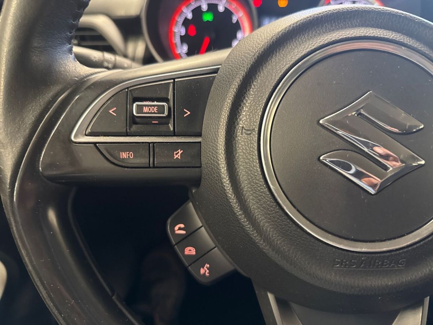 SUZUKI Swift 2020