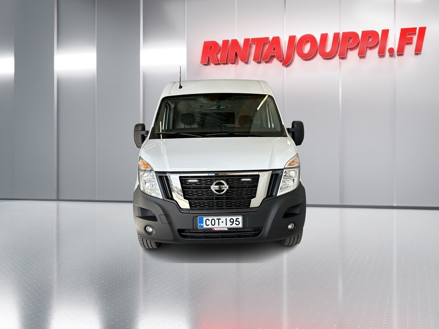 NISSAN NV400 2021