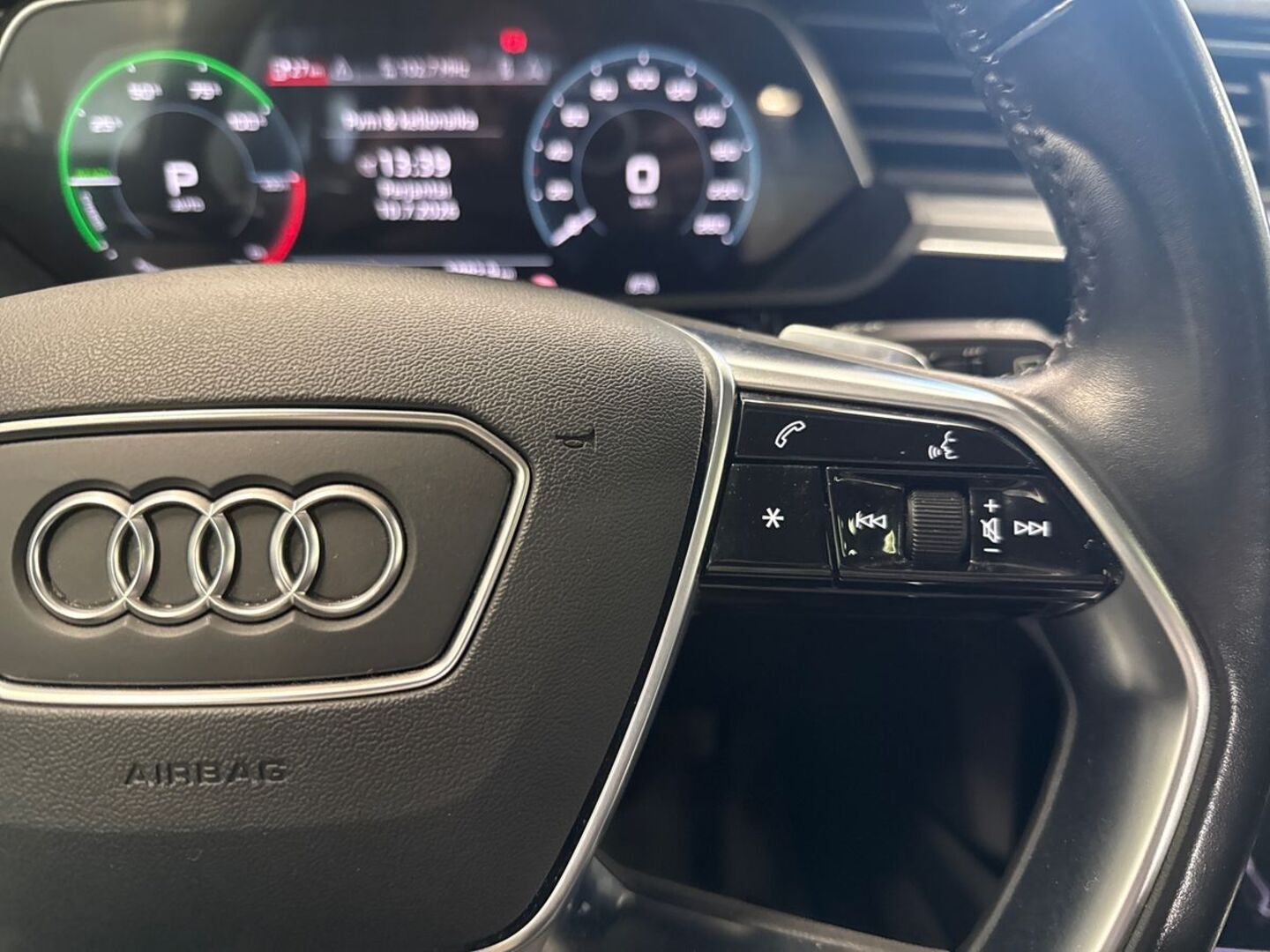 AUDI e-tron 2020