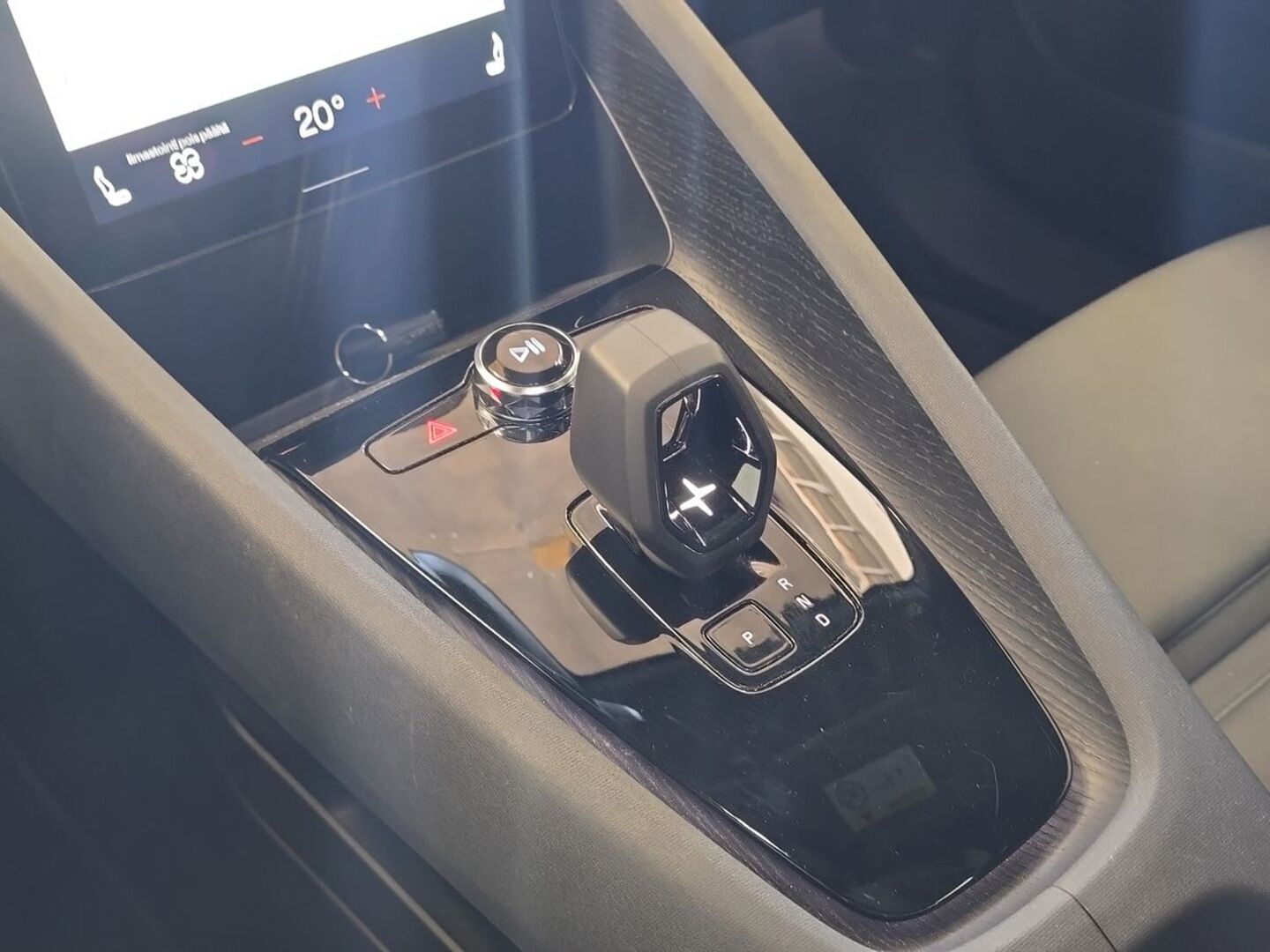 POLESTAR 2 25