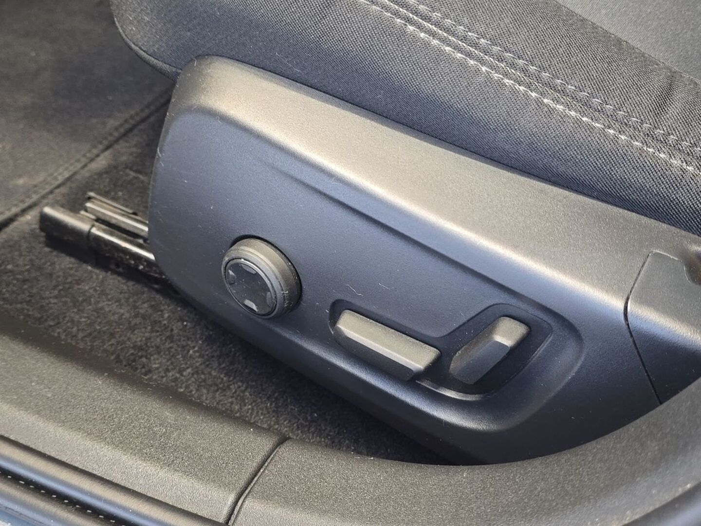 POLESTAR 2 26
