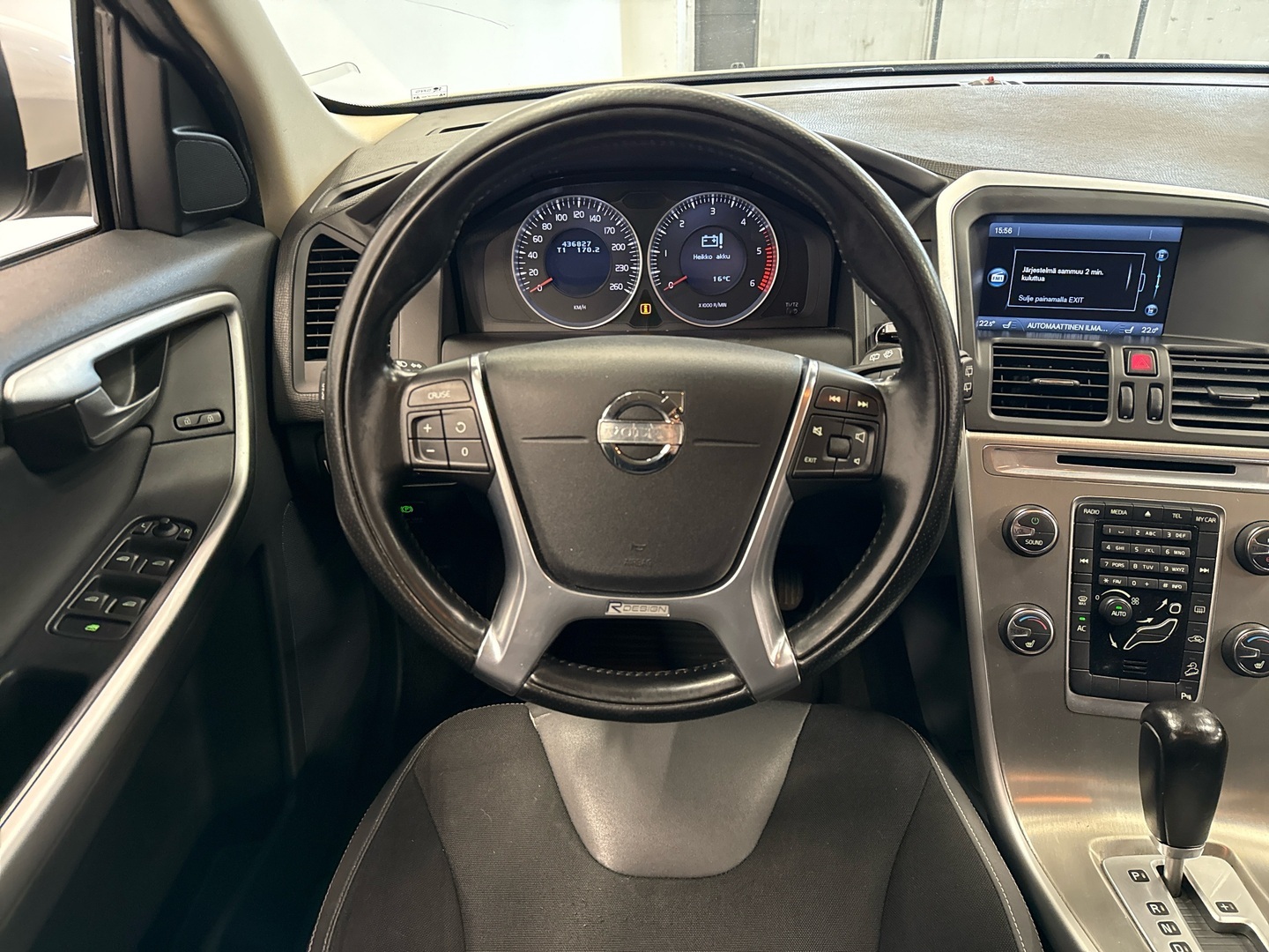 VOLVO XC60 2011