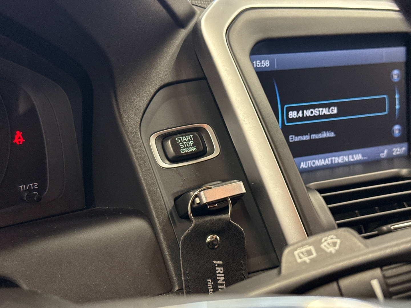 VOLVO XC60 2011