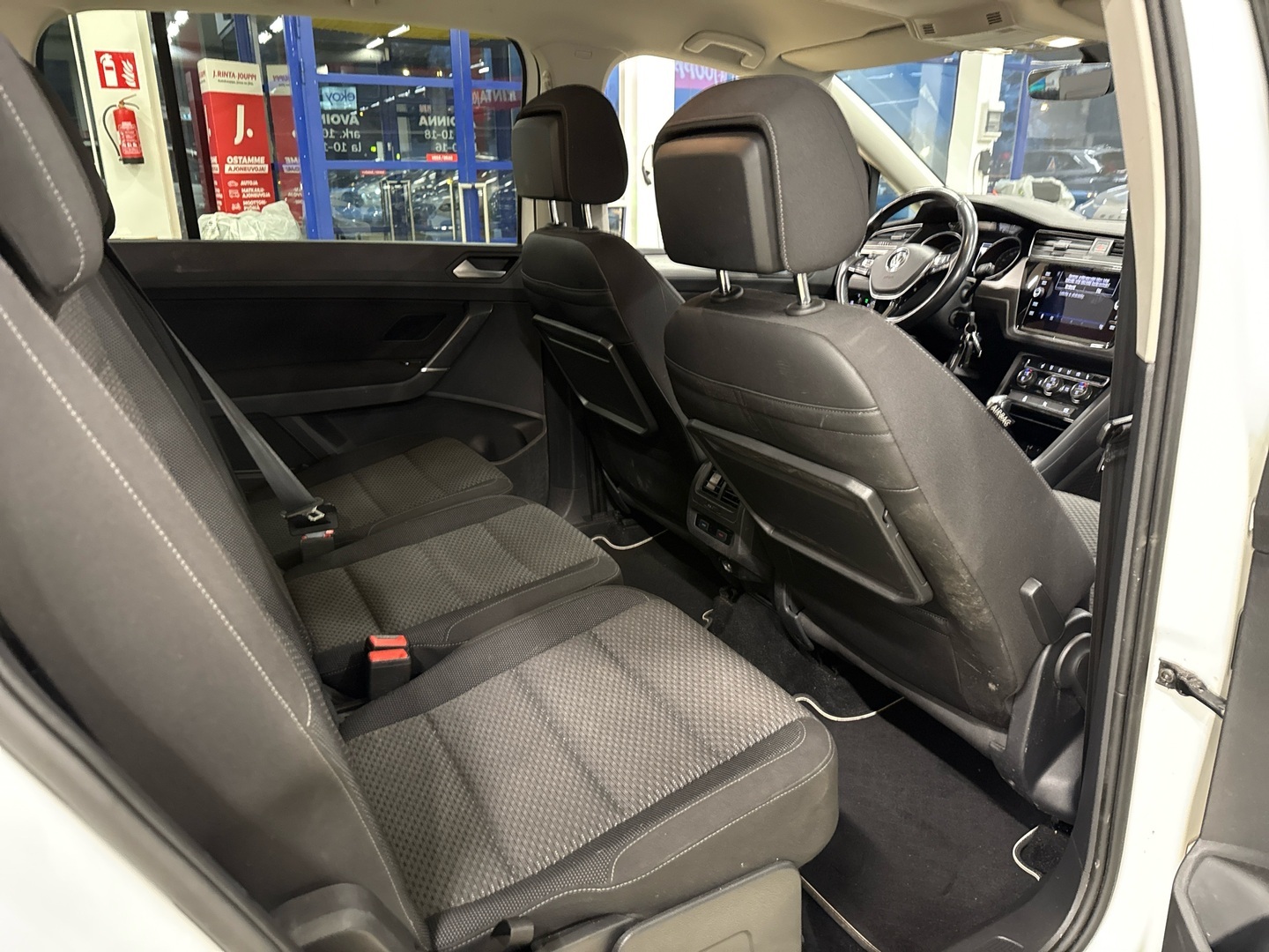 VOLKSWAGEN Touran 2018