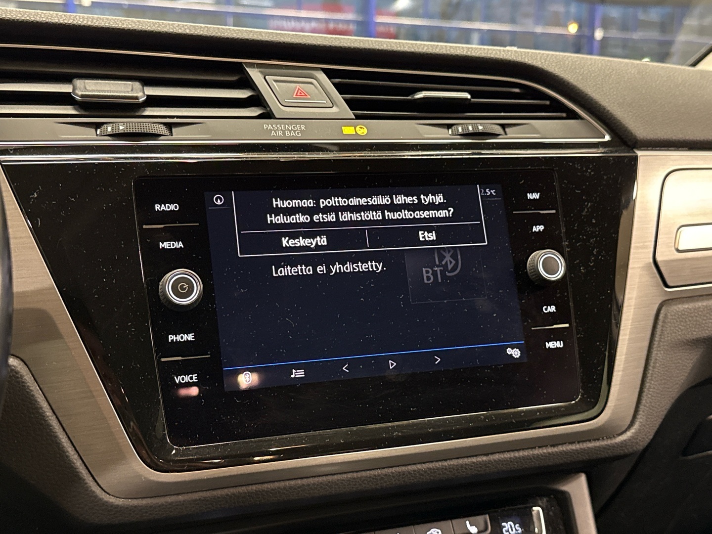 VOLKSWAGEN Touran 2018