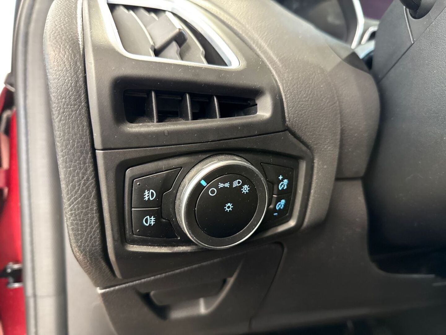 FORD Focus 15