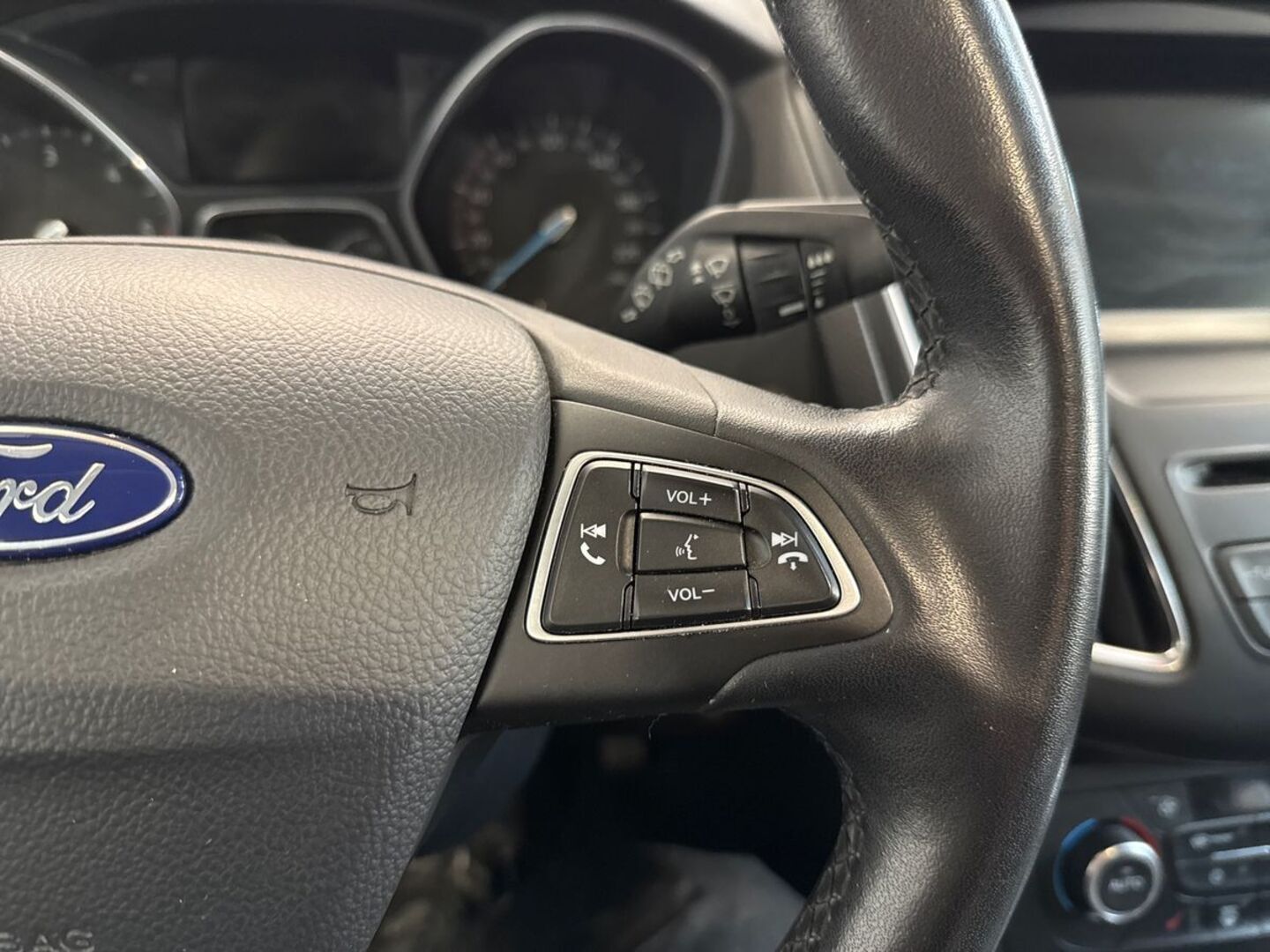 FORD Focus 18