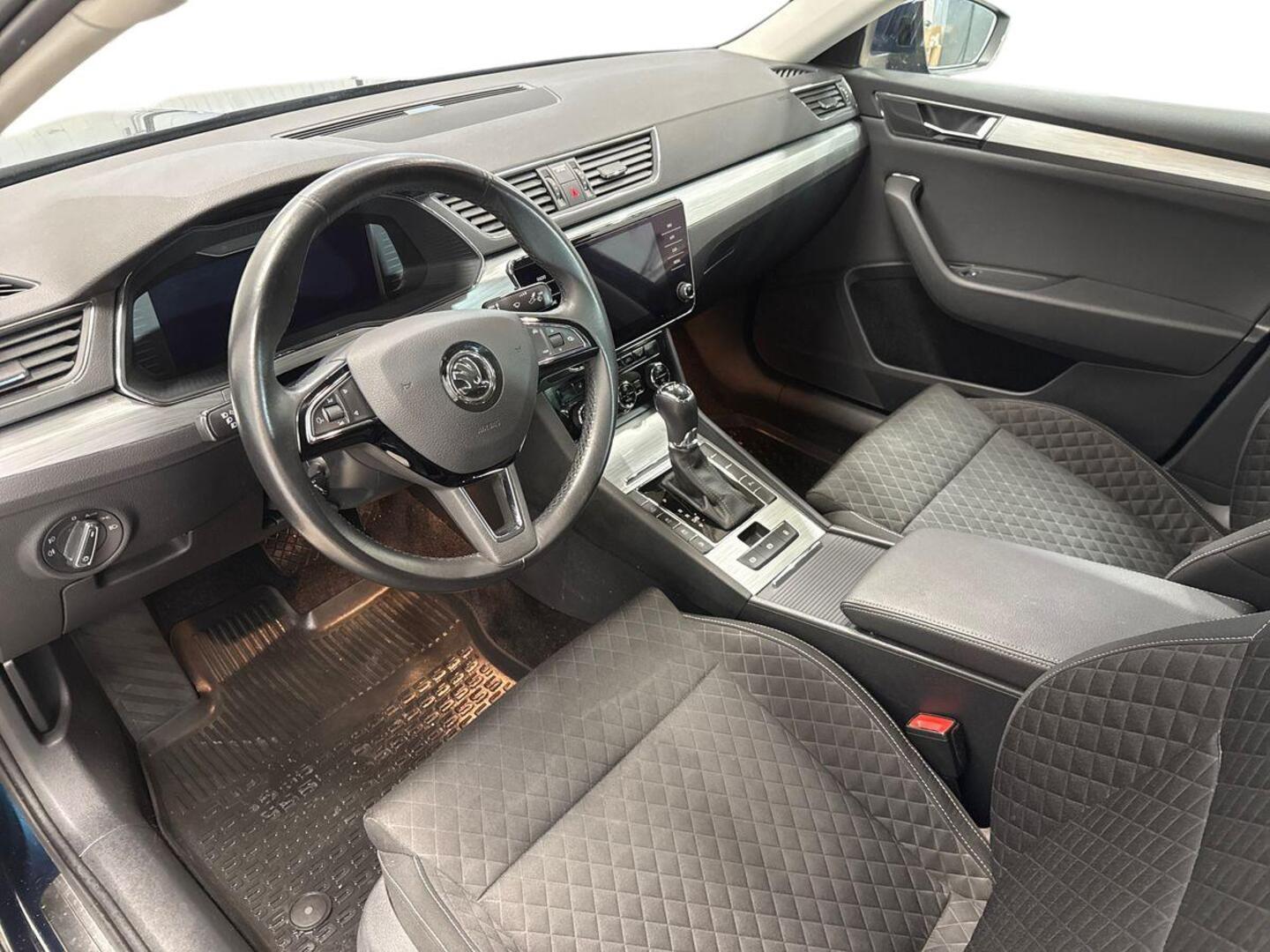 SKODA Superb 7