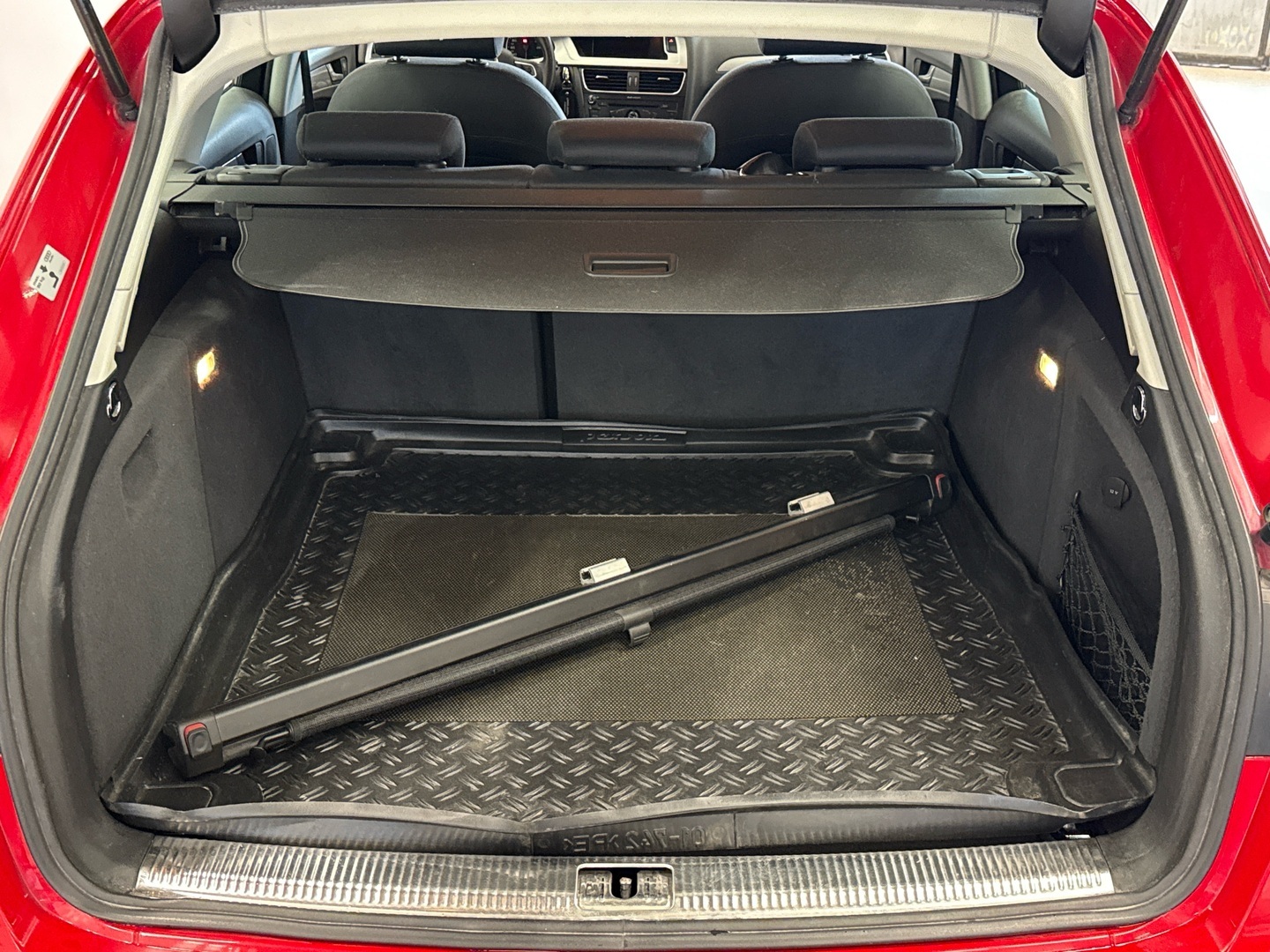 AUDI A4 2011