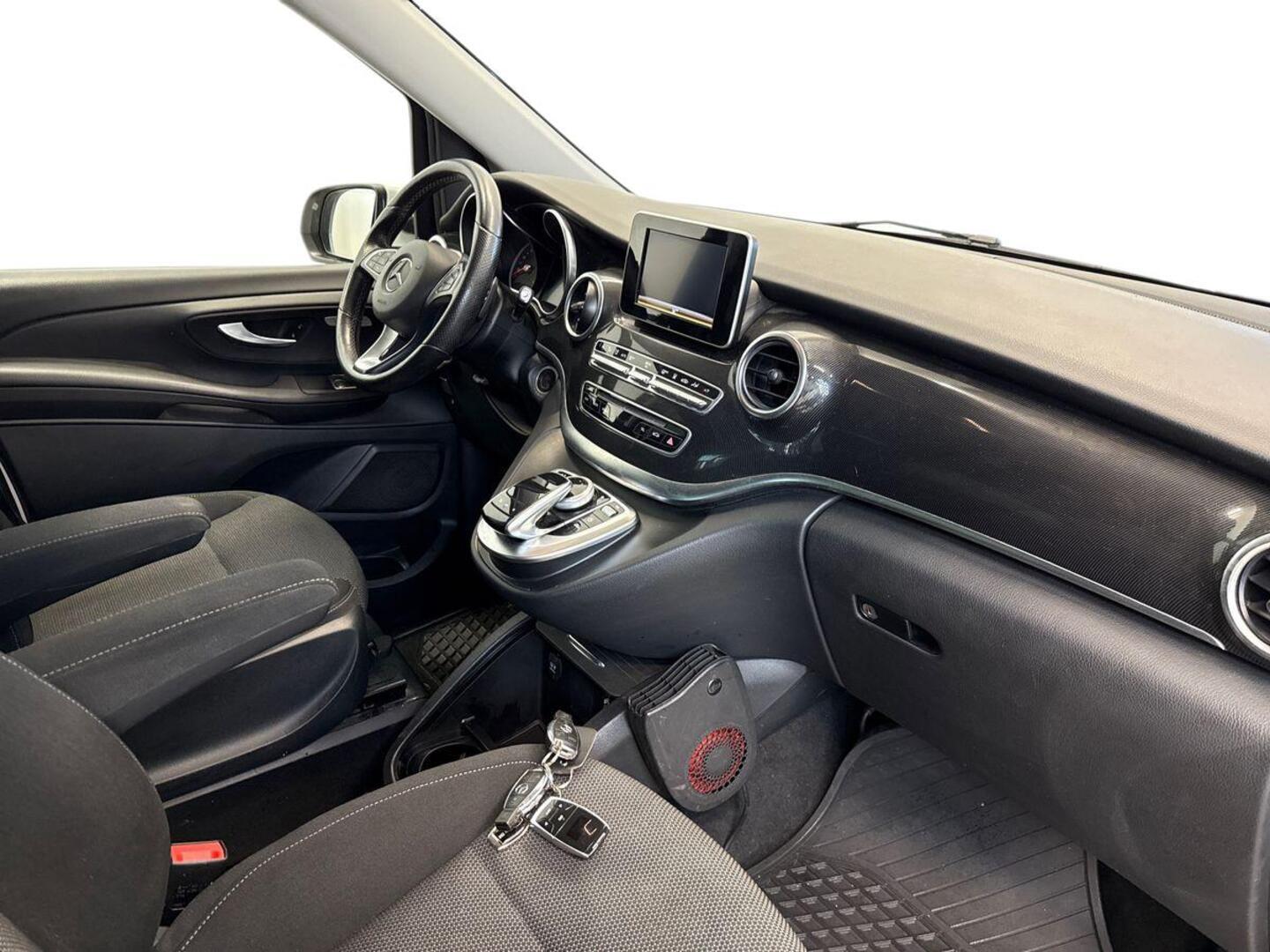 MERCEDES-BENZ A 7