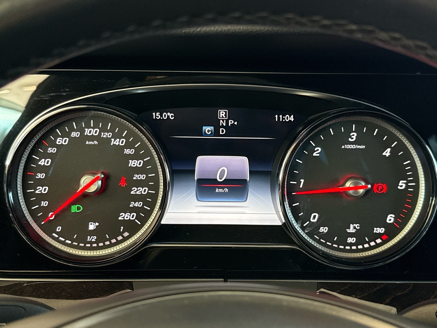 MERCEDES-BENZ E 2017