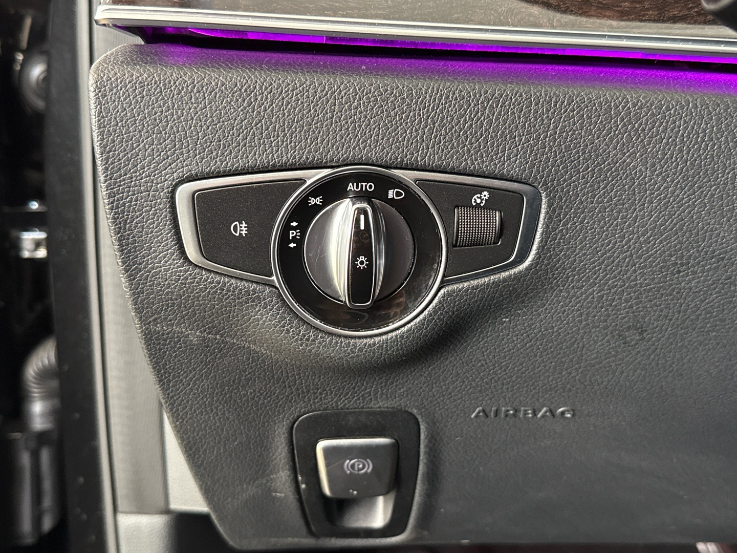 MERCEDES-BENZ E 2017