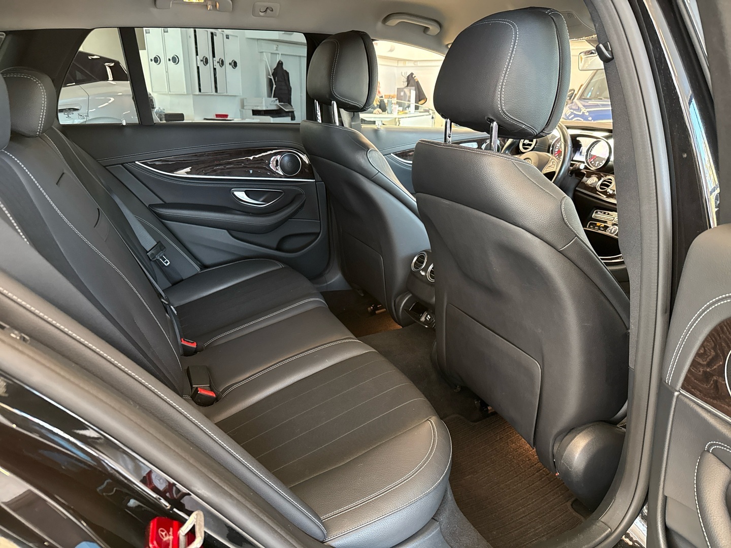 MERCEDES-BENZ E 2017