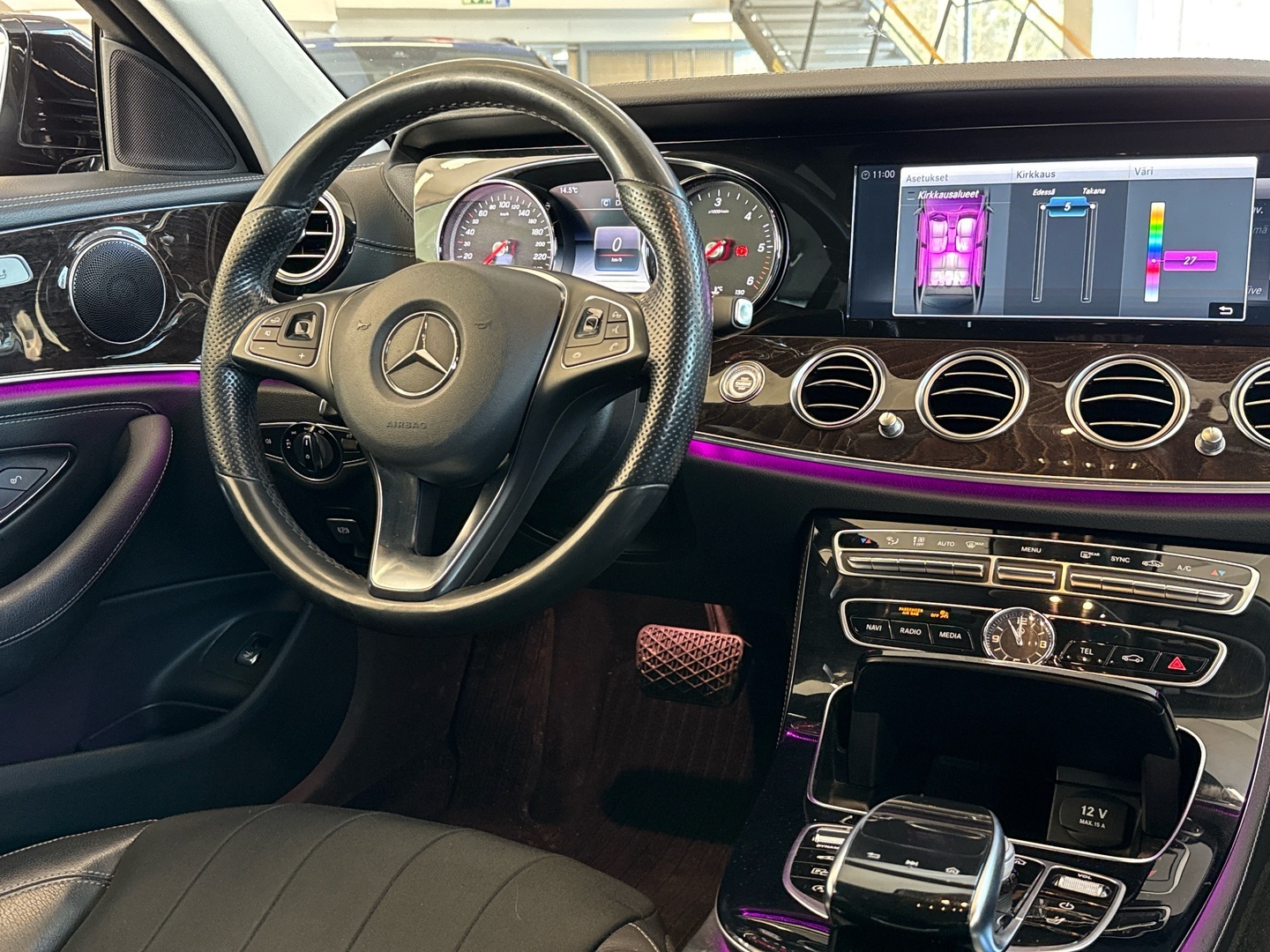 MERCEDES-BENZ E 2017