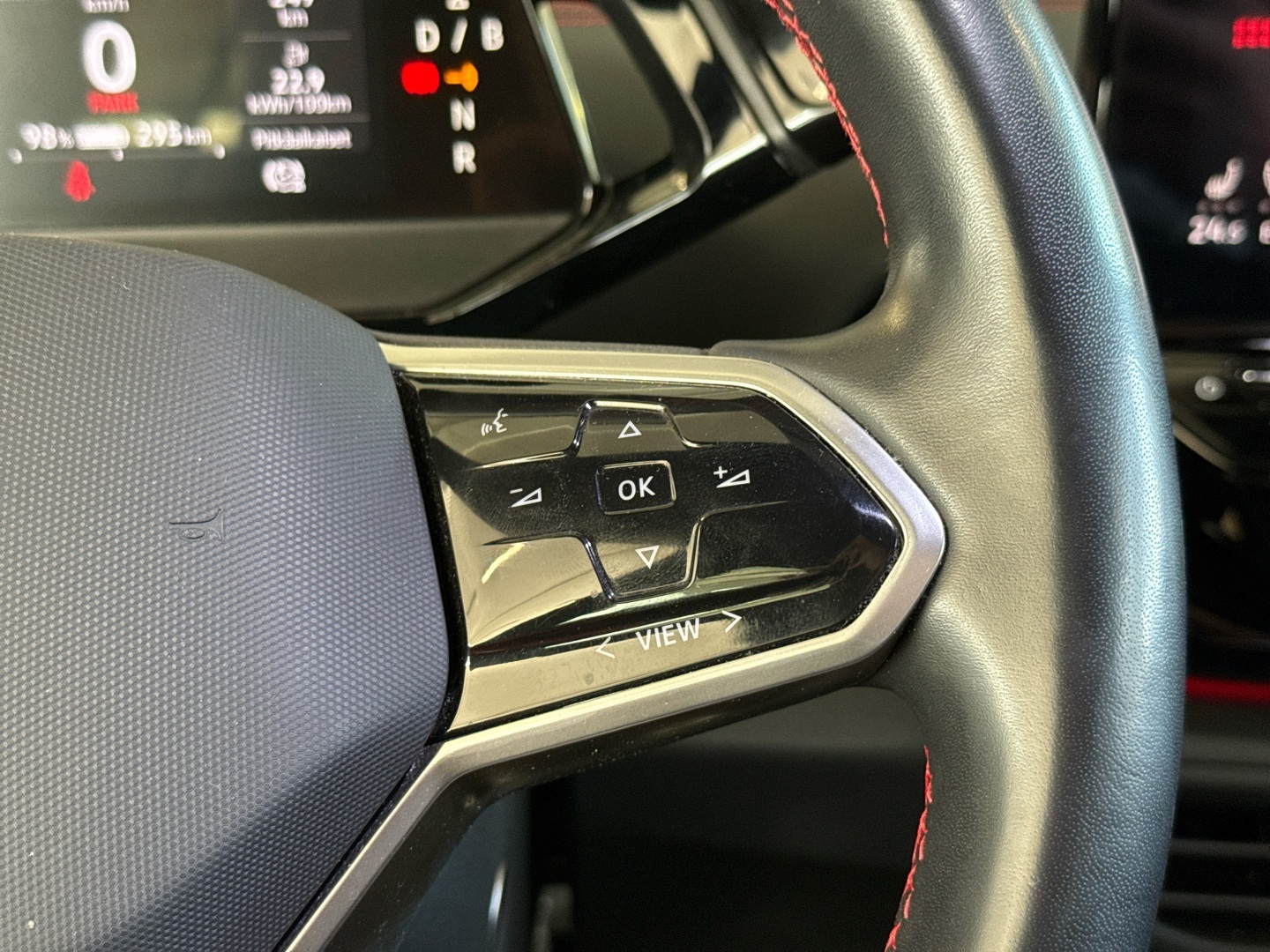 VOLKSWAGEN ID.4 2023