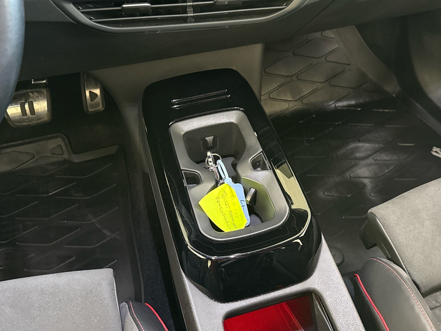 VOLKSWAGEN ID.4 2023