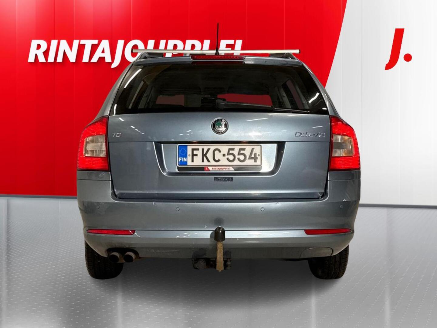 SKODA Octavia 2011