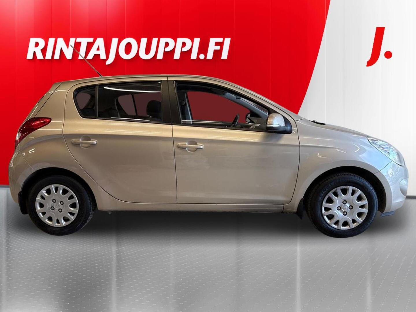 HYUNDAI i20 6