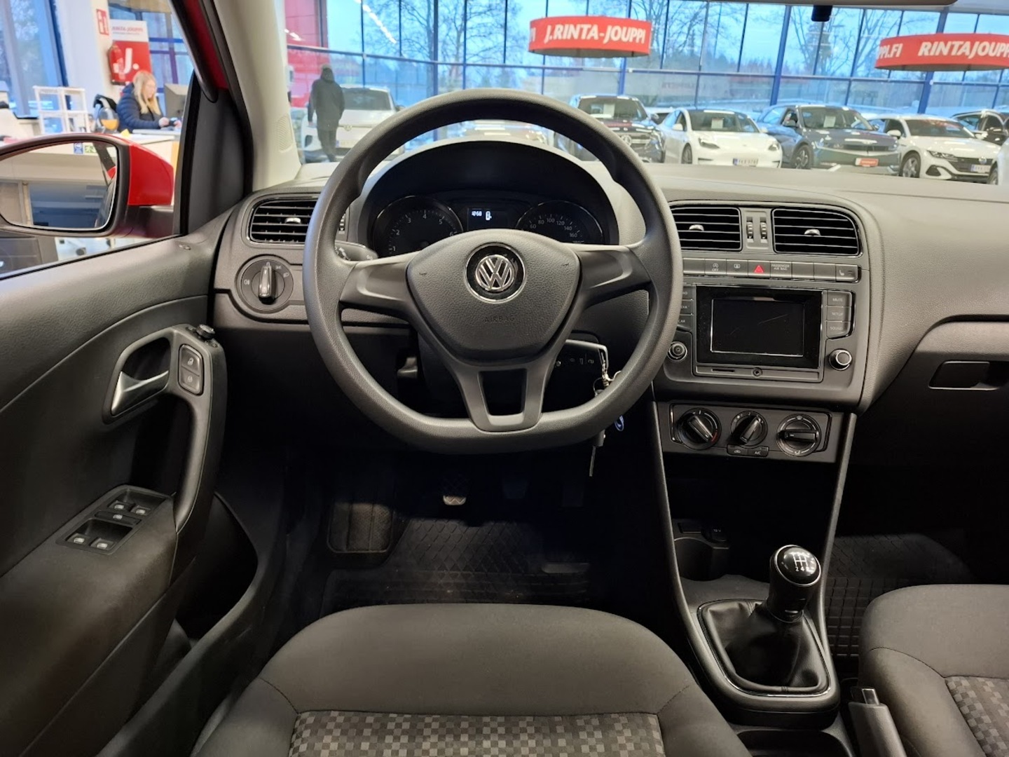 VOLKSWAGEN Polo 2014