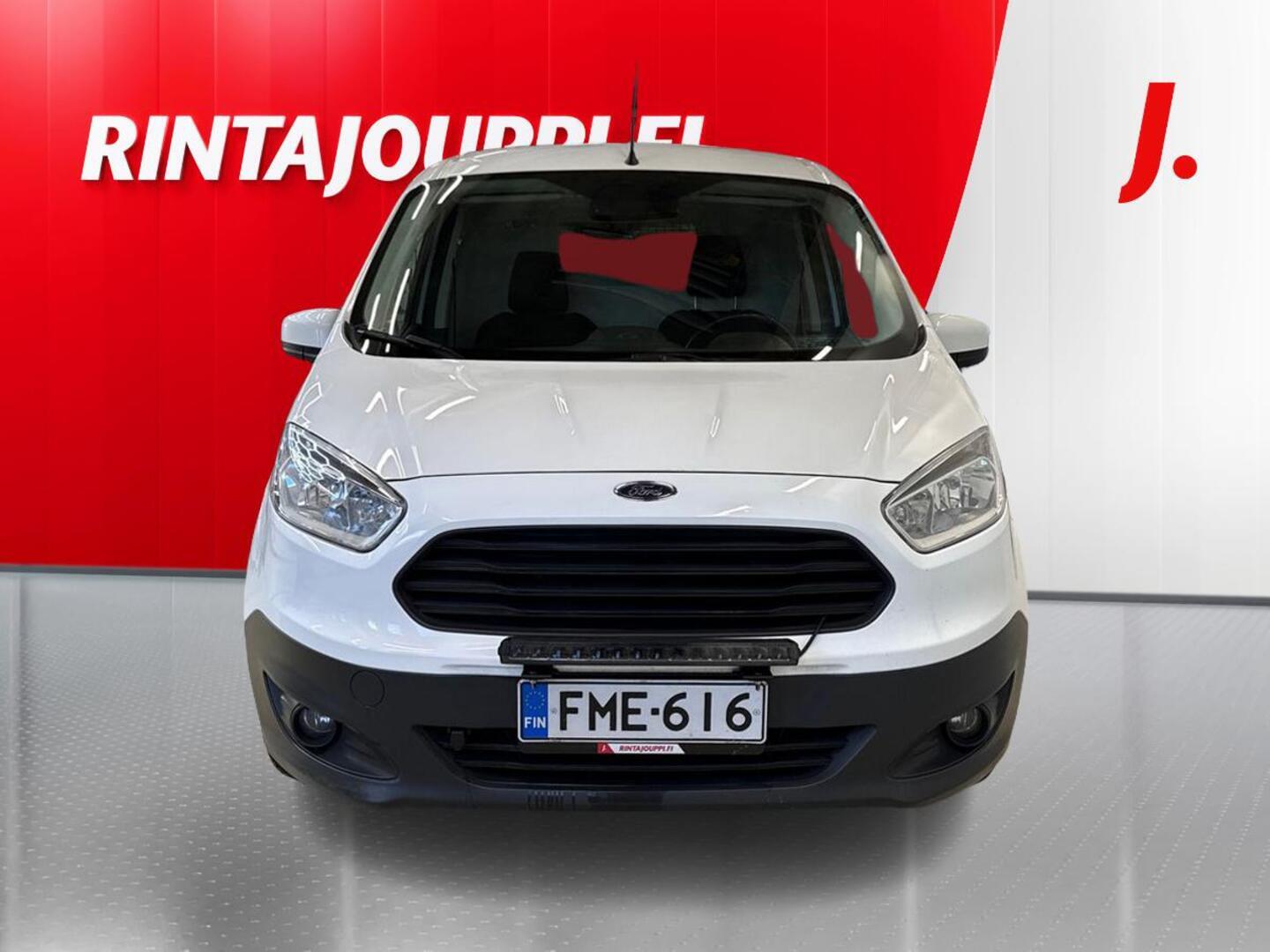 FORD Transit Courier 3