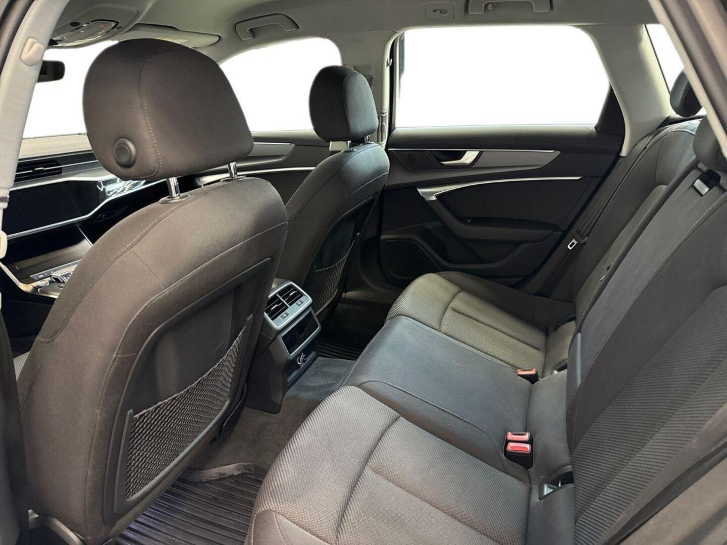 AUDI A6 2019