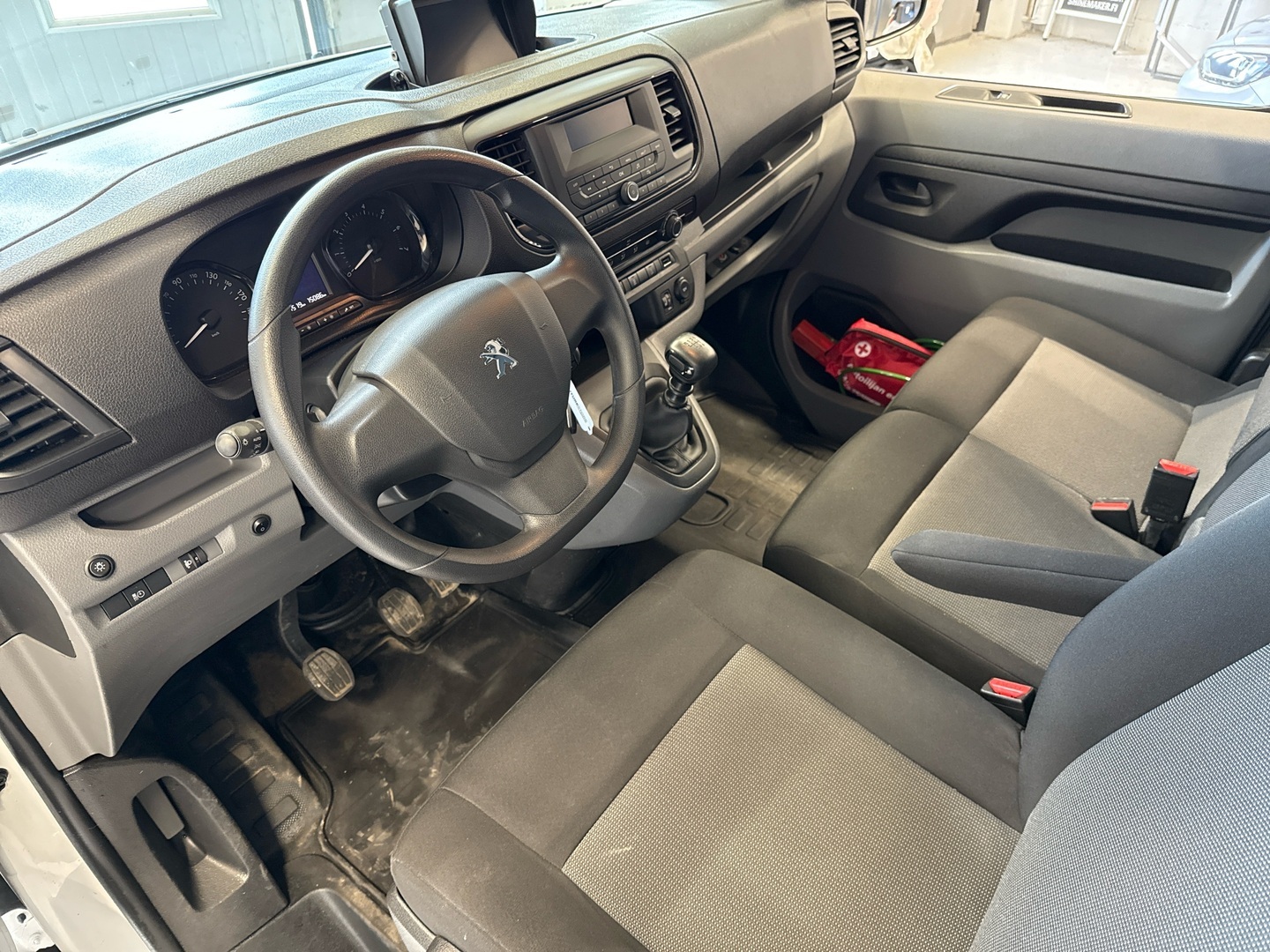 PEUGEOT Expert 2022