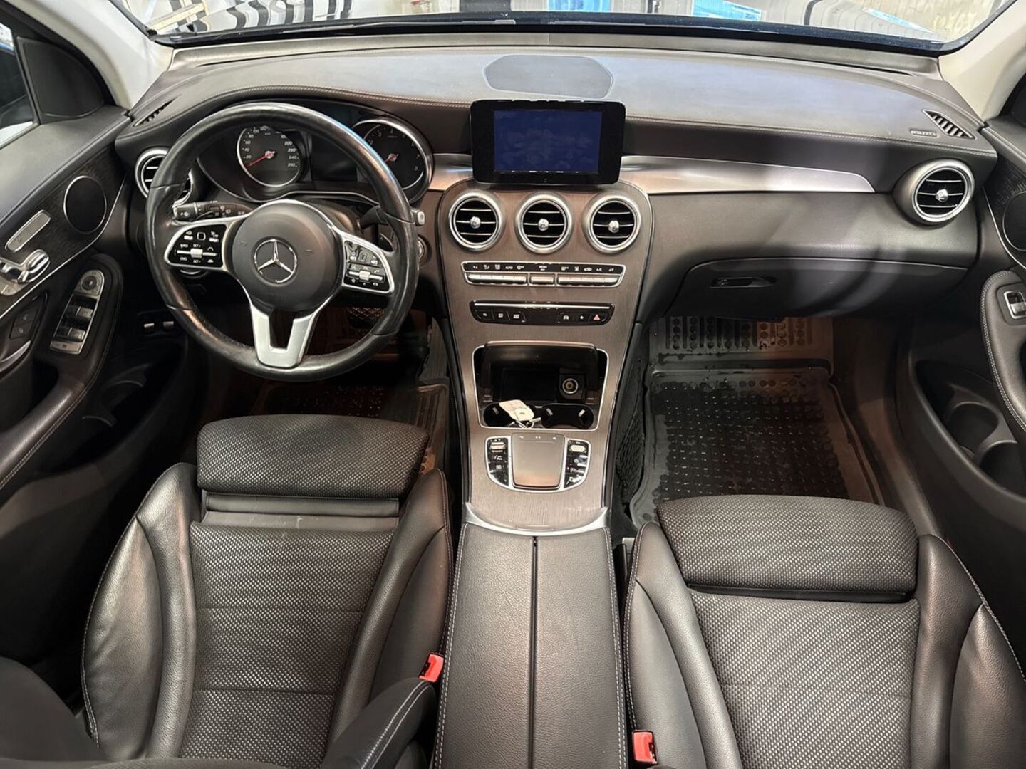 MERCEDES-BENZ GLC 2020