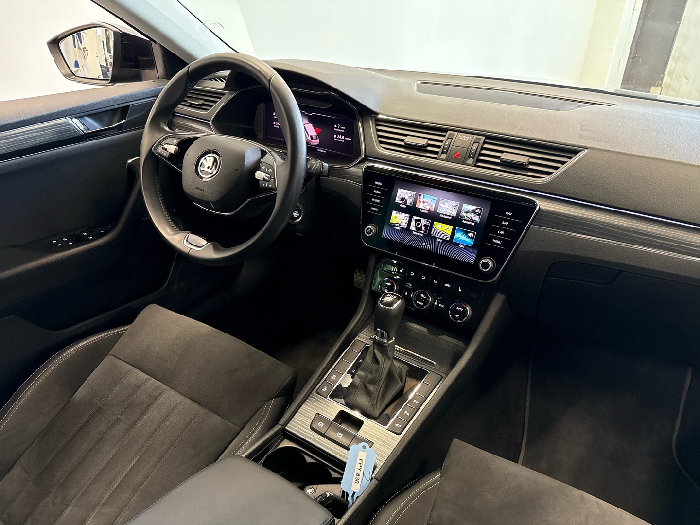 SKODA Superb 2021