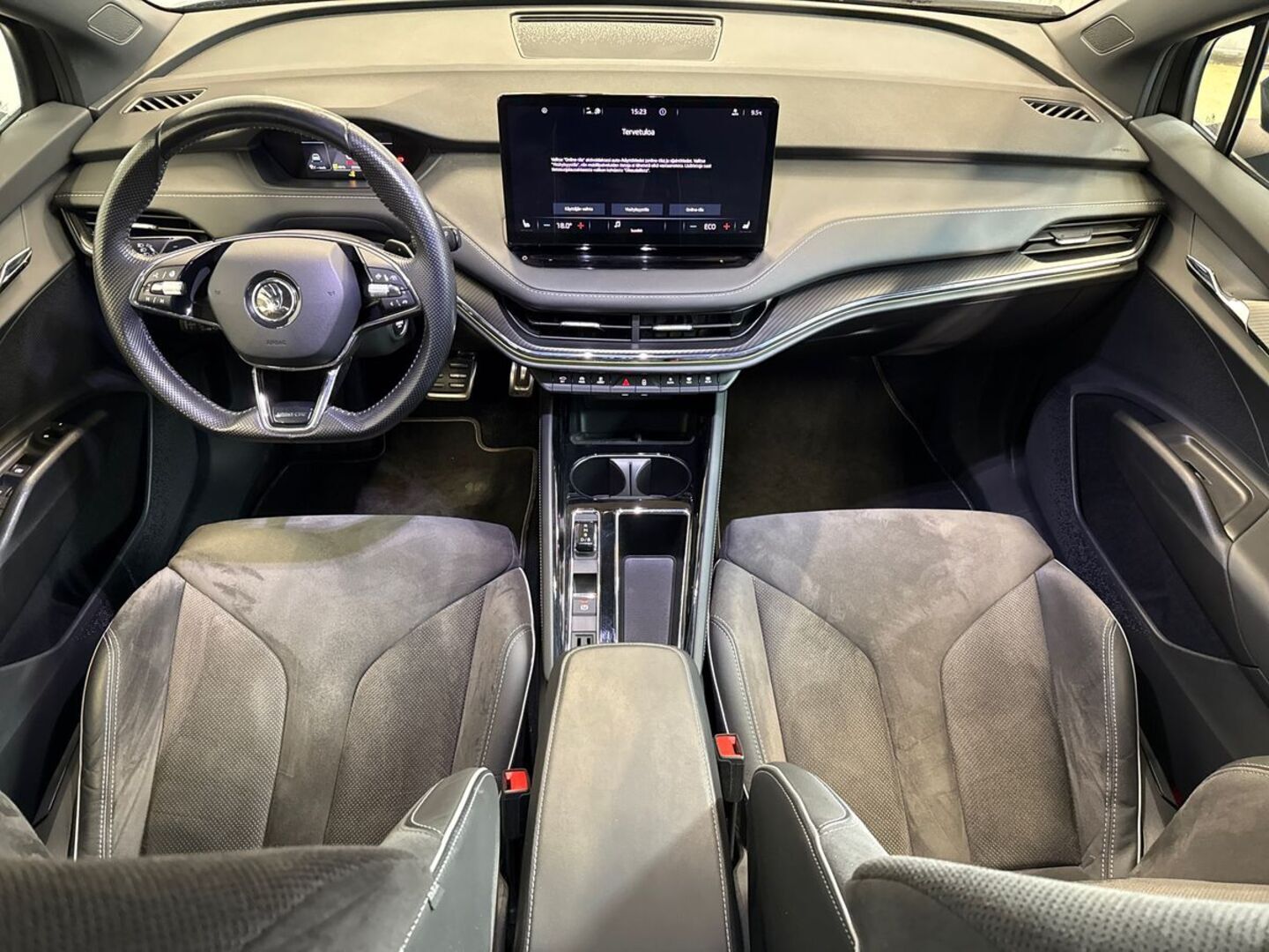 SKODA Enyaq 2023