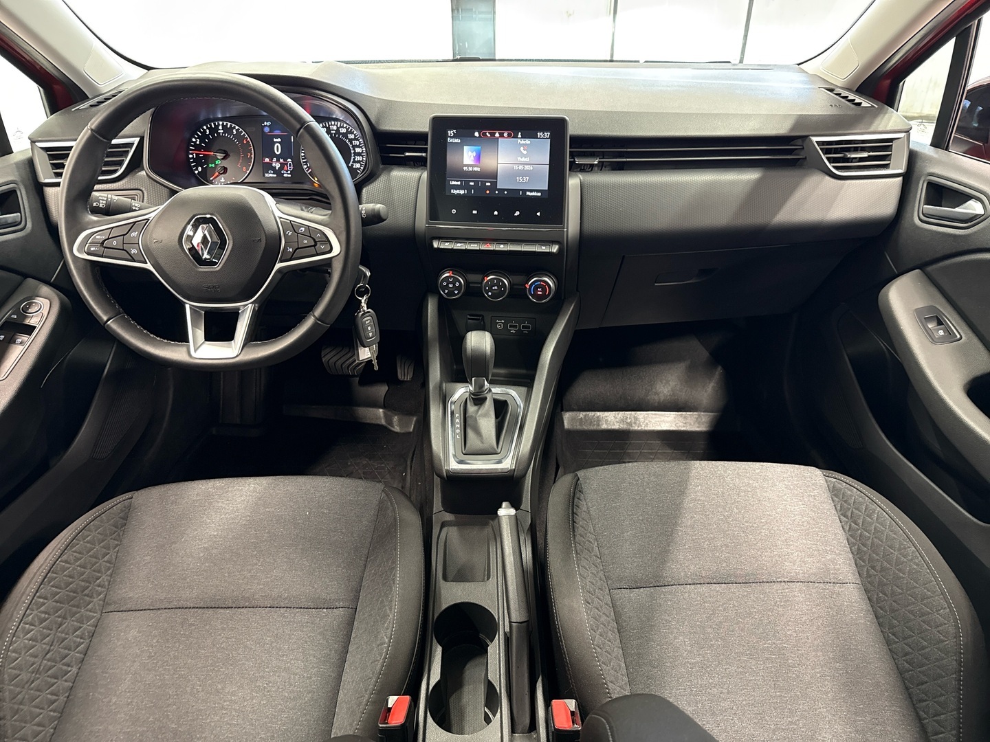 RENAULT Clio 2023