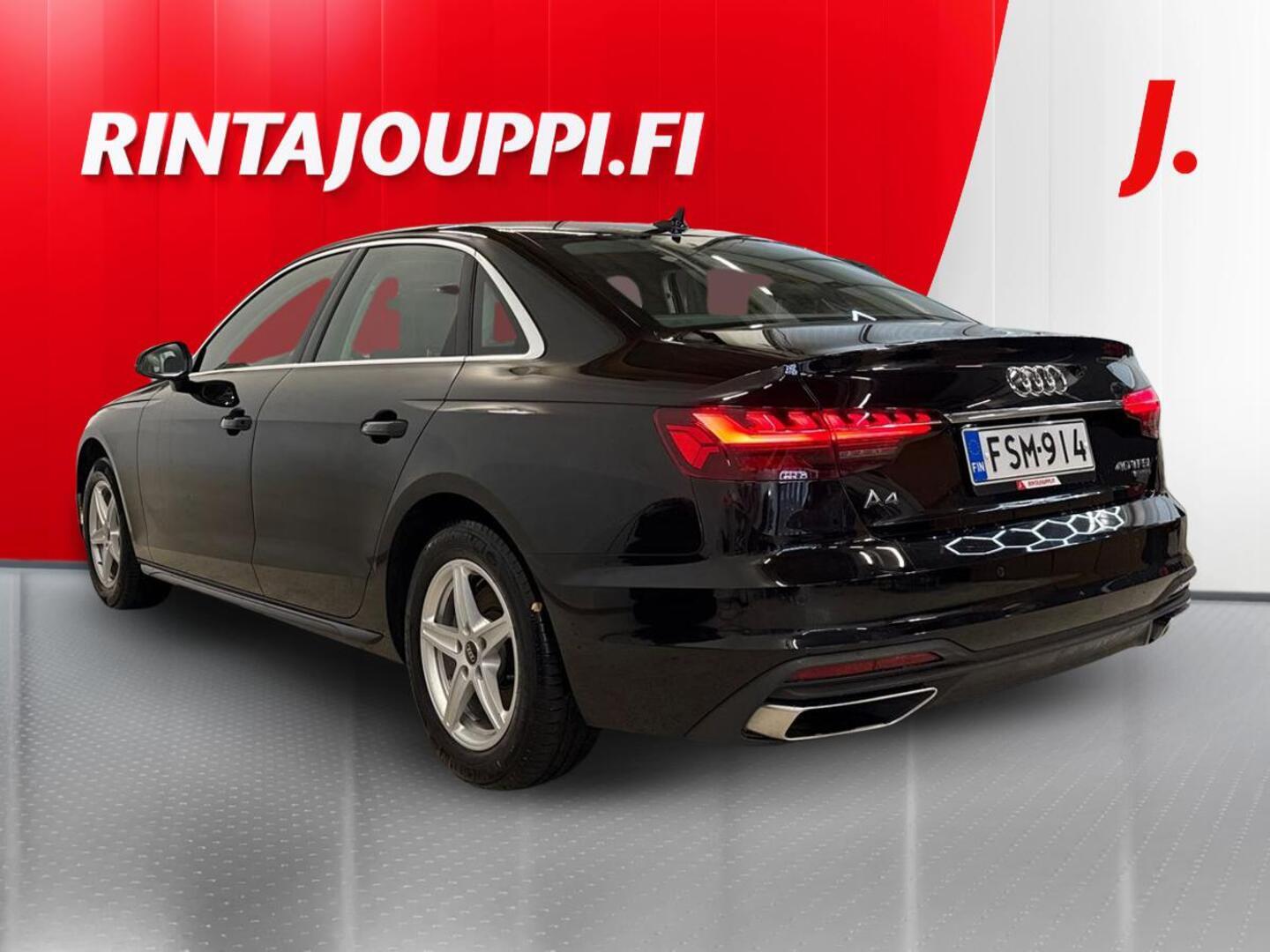 AUDI A4 2023