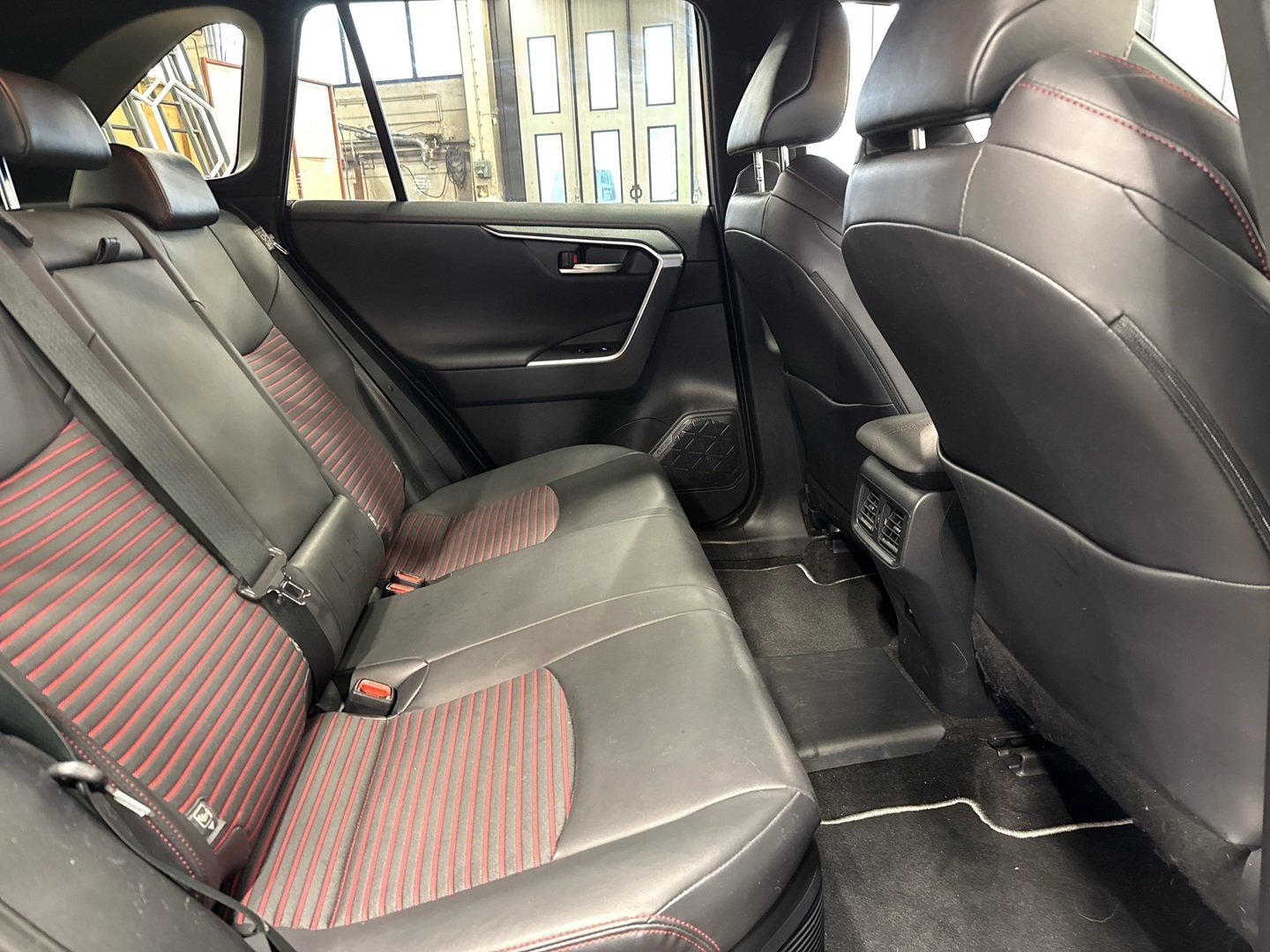 TOYOTA RAV4 Plug-in 2021