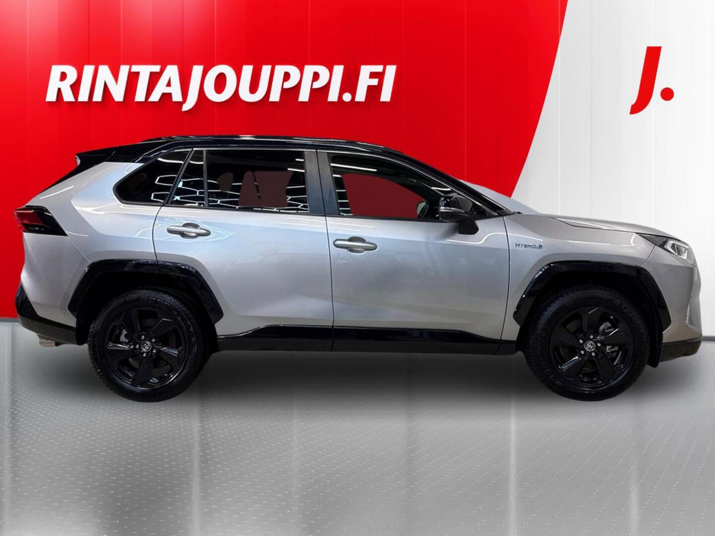 TOYOTA RAV4 2021