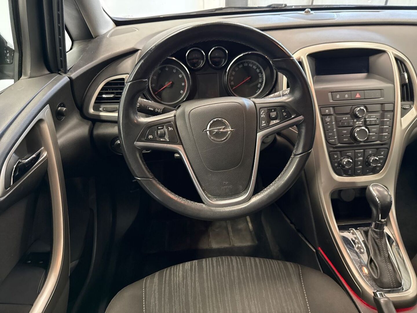 OPEL Astra 2010