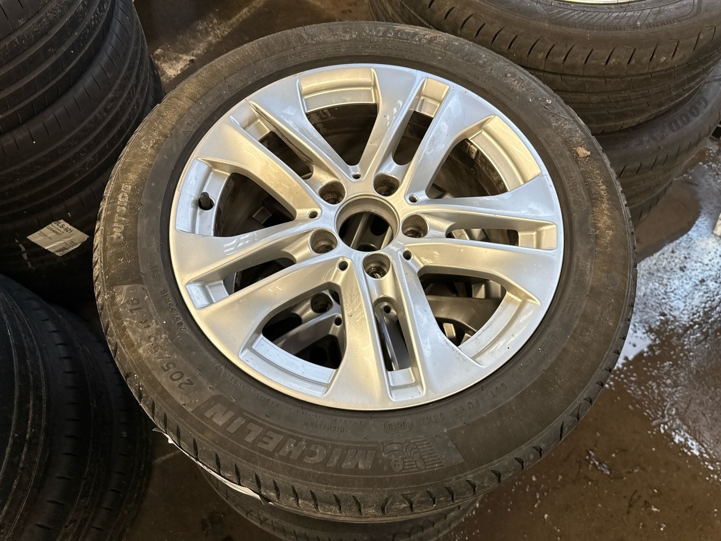 MERCEDES-BENZ C 2012