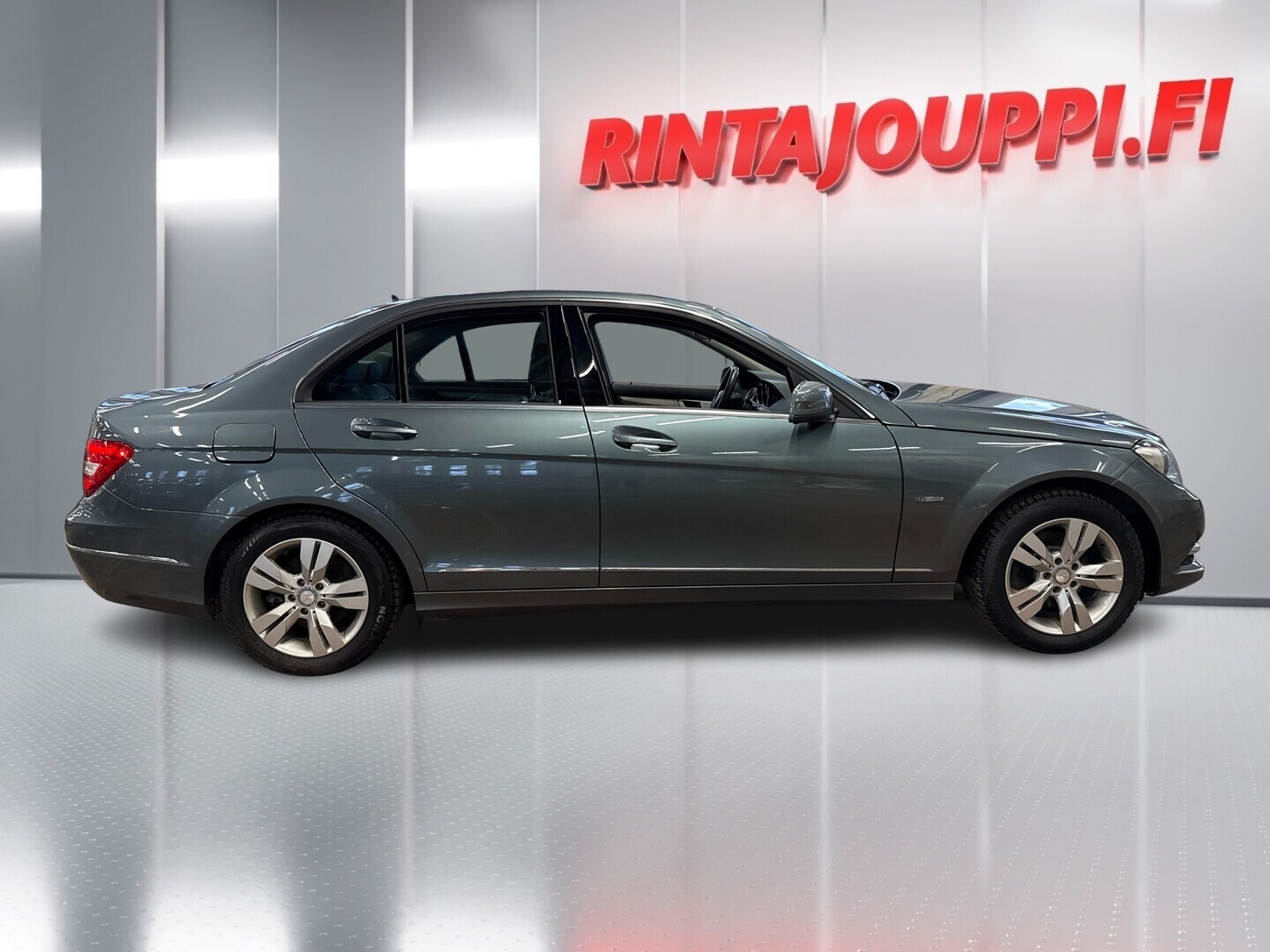 MERCEDES-BENZ C 2012