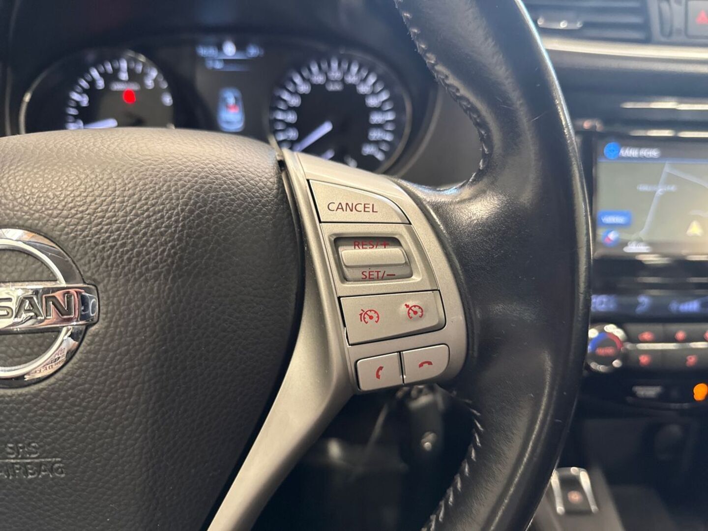 NISSAN Qashqai 2016