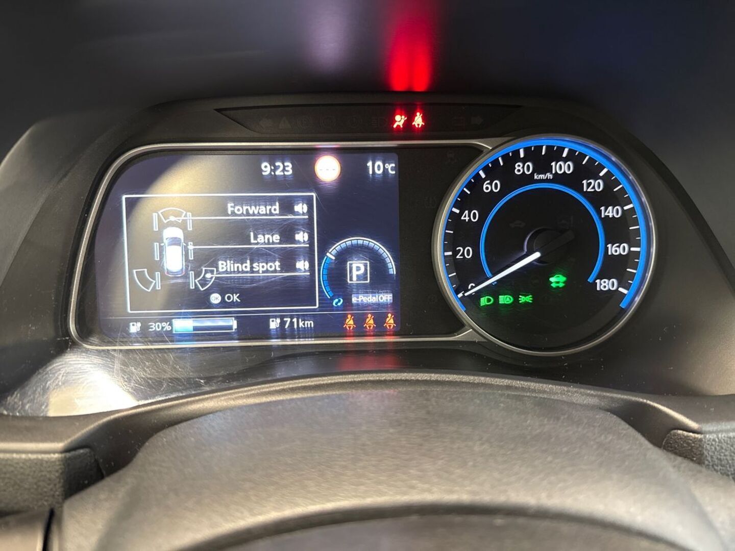 NISSAN Leaf 2018