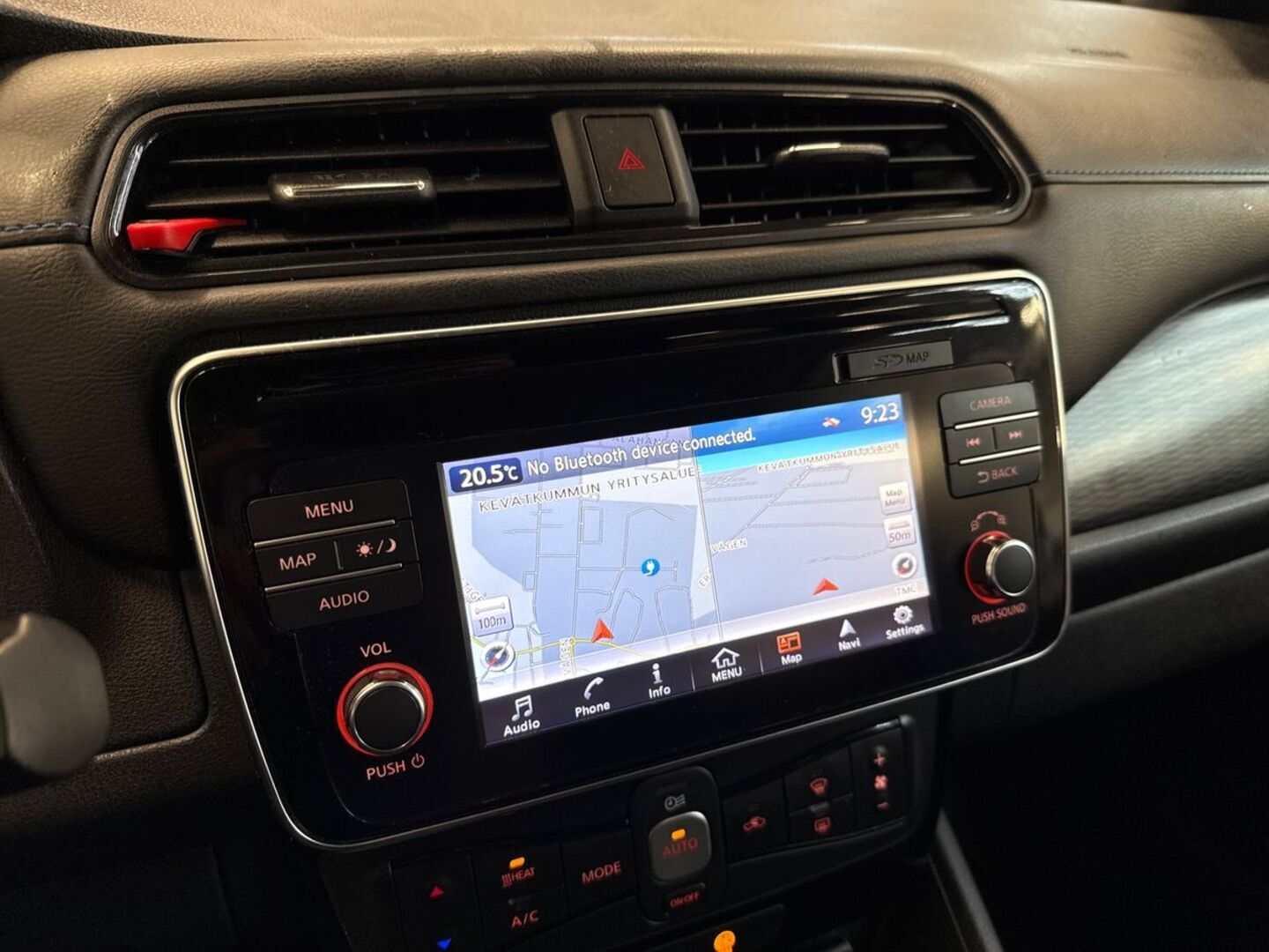 NISSAN Leaf 2018