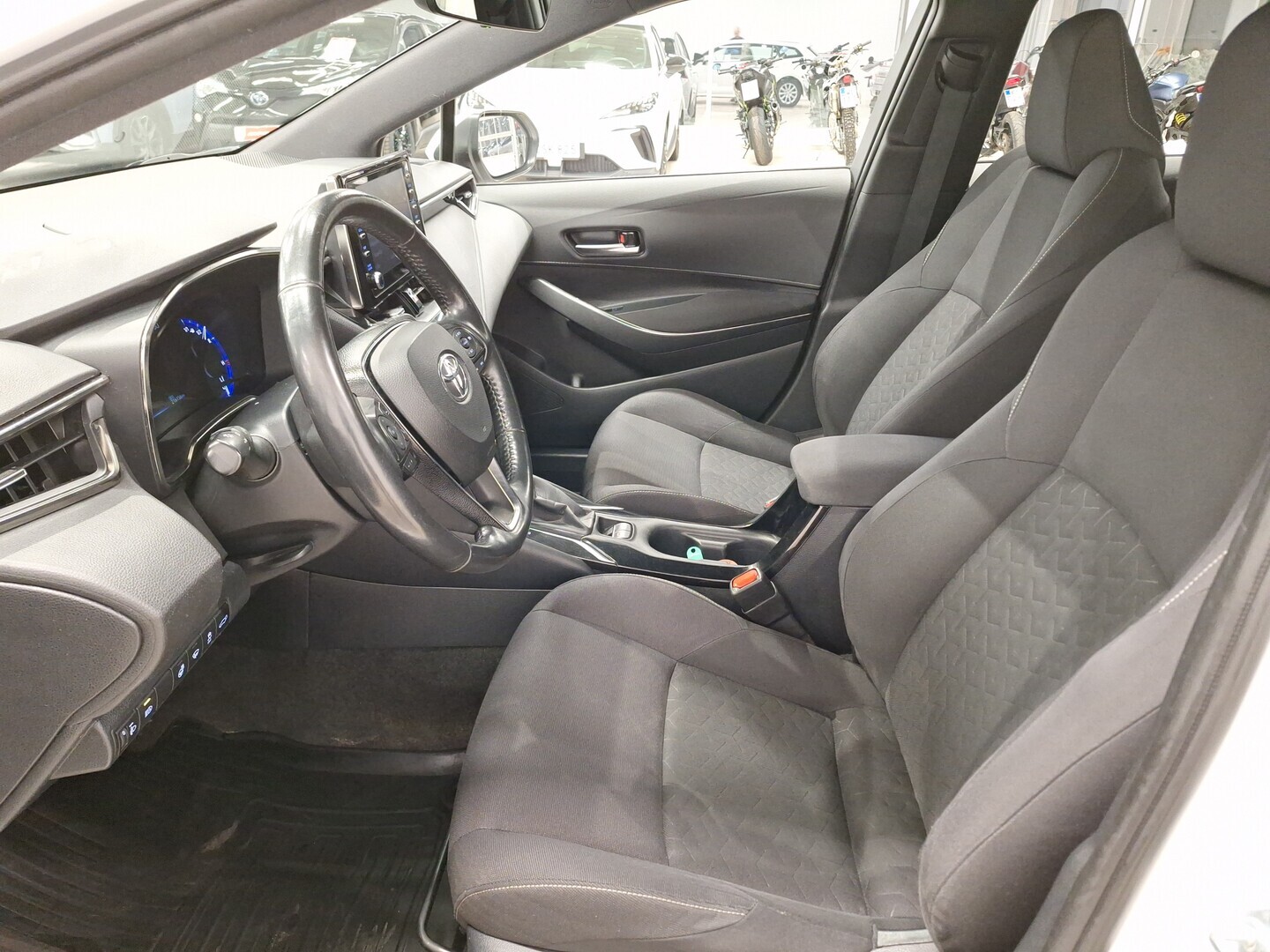 TOYOTA Corolla 2021