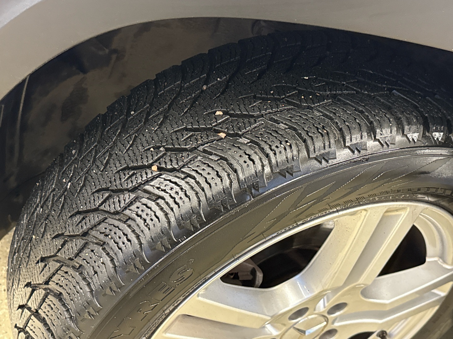 MERCEDES-BENZ GLB 2021