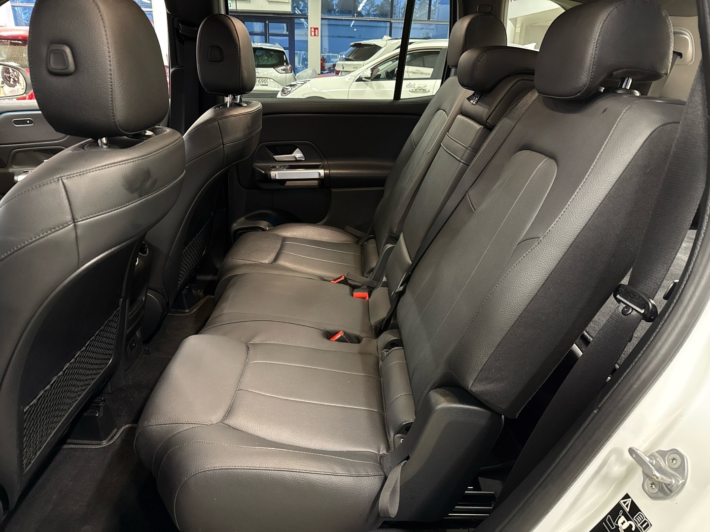 MERCEDES-BENZ GLB 2021