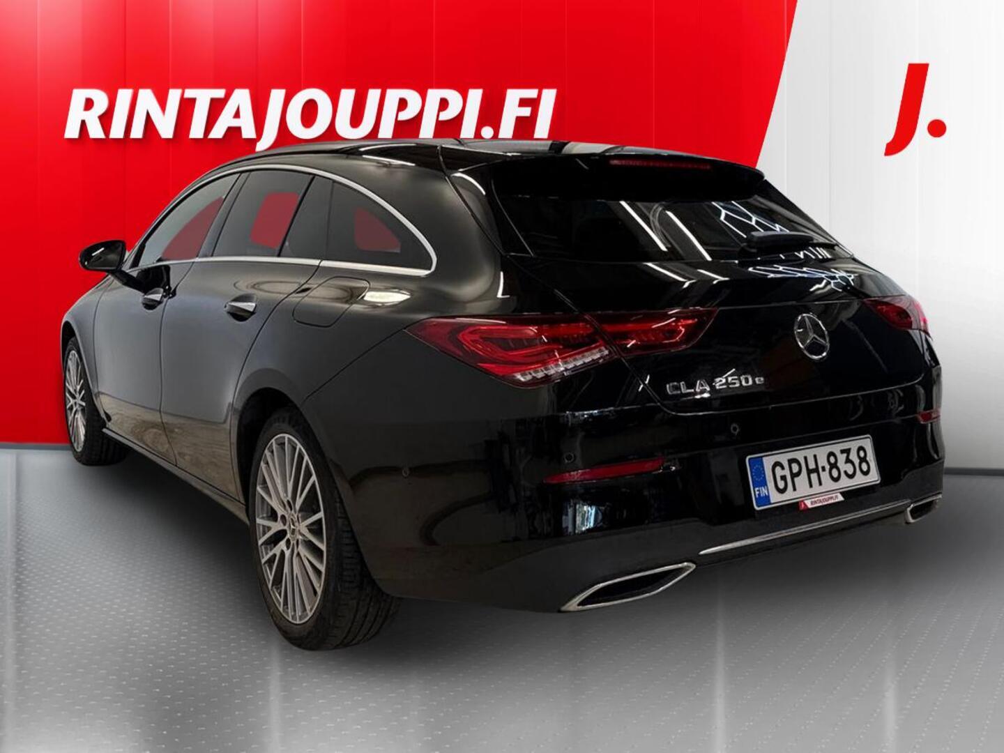 MERCEDES-BENZ CLA 2