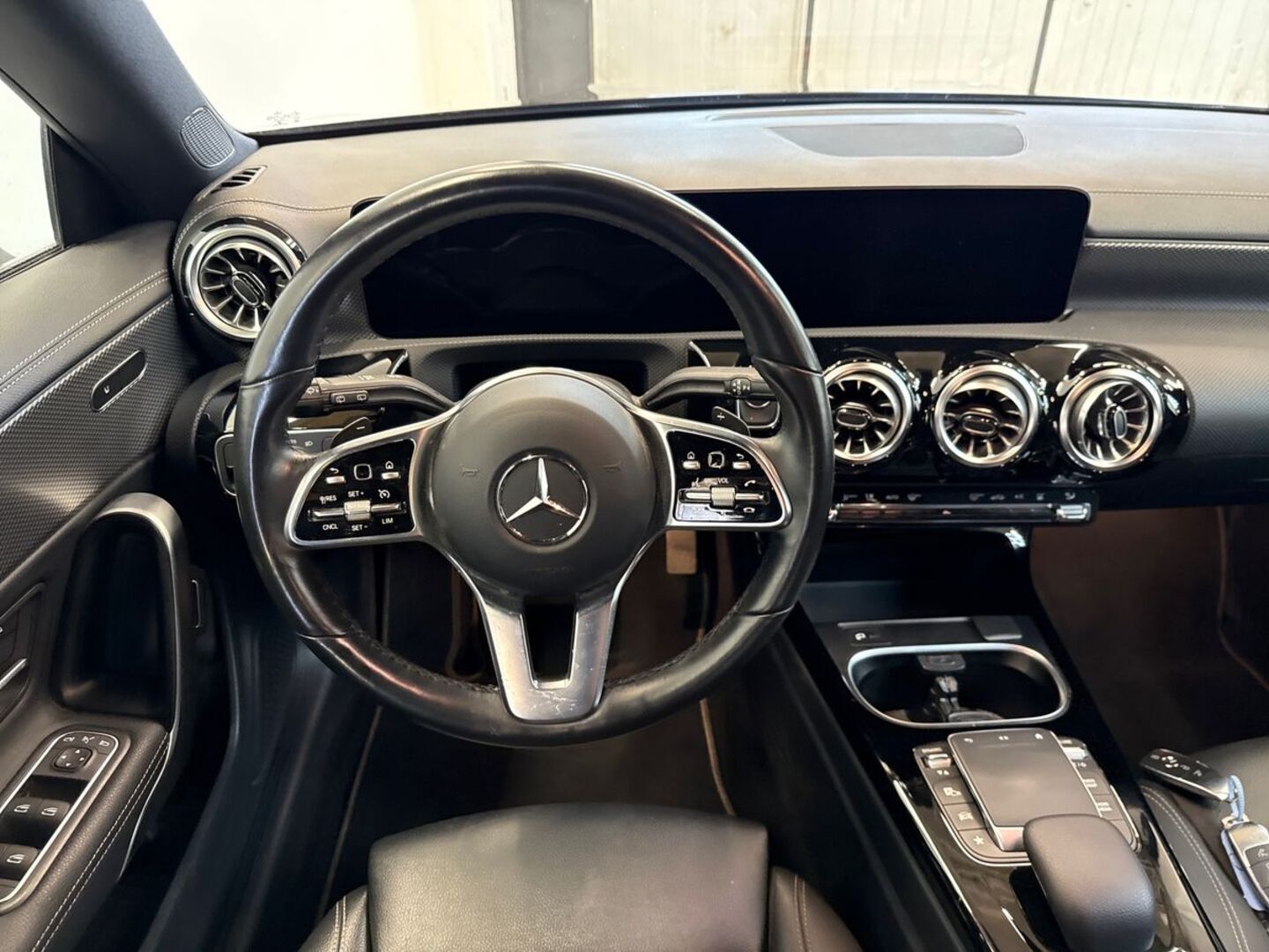 MERCEDES-BENZ CLA 21