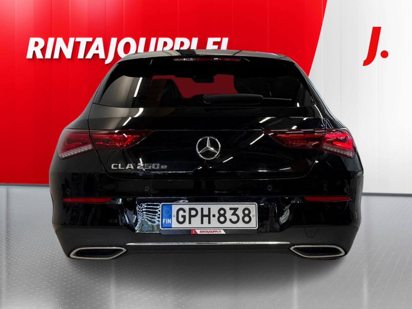 MERCEDES-BENZ CLA 5